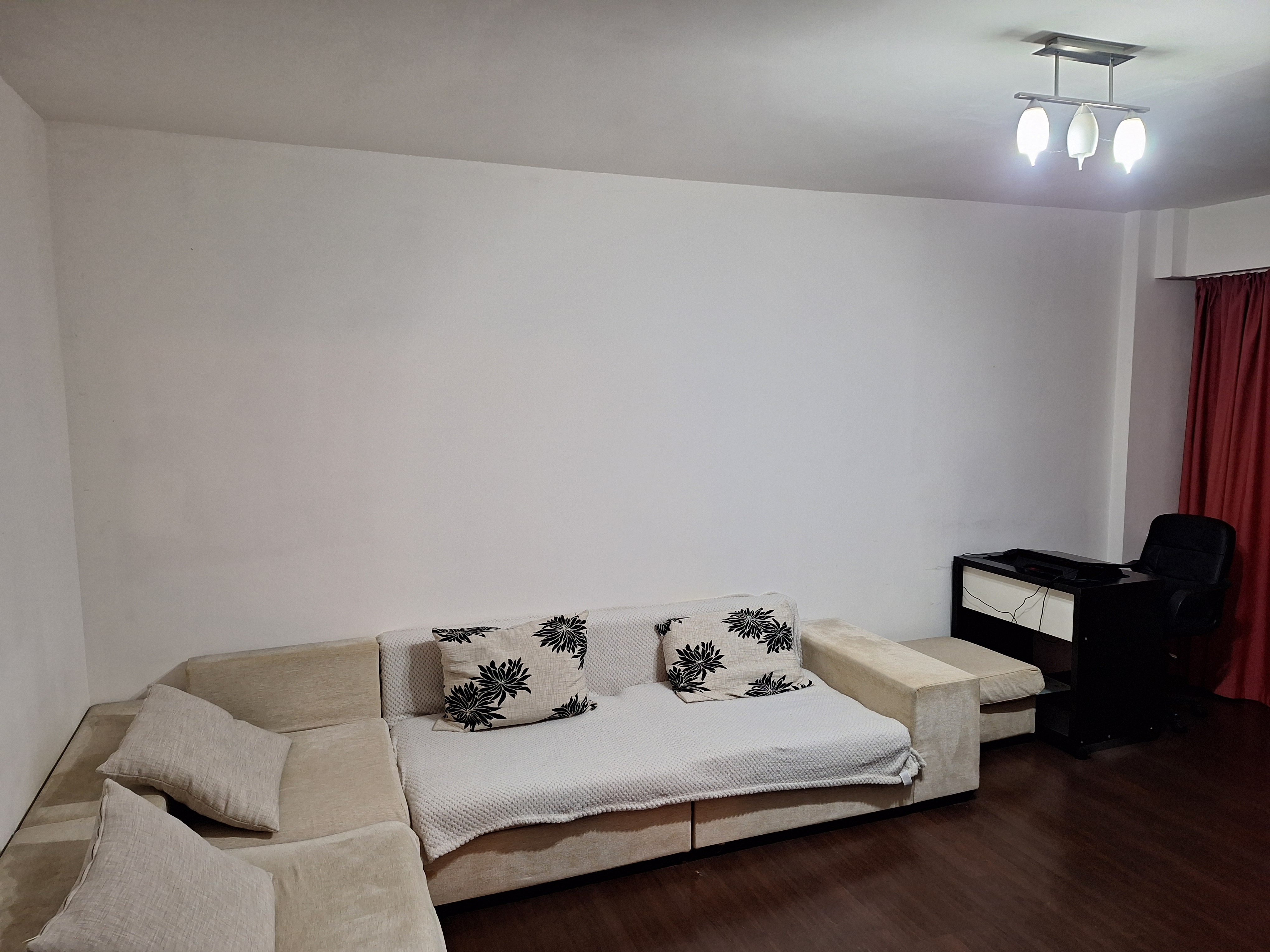 13 Septembrie, 2 camere